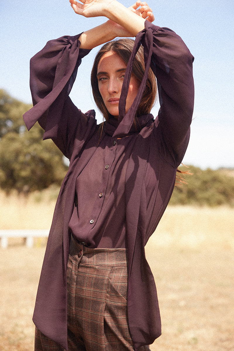 Blusa Serafina berenjena