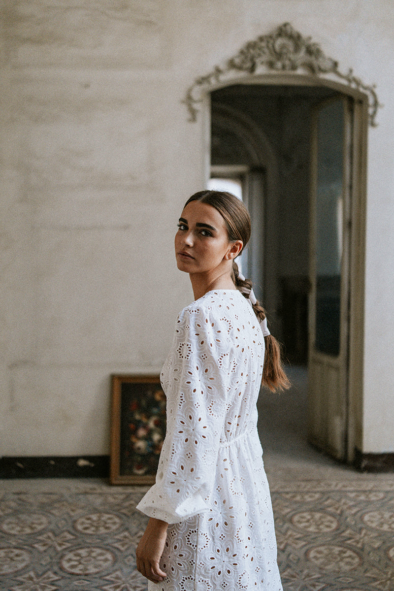 Camisón-blanco-brocado-mujer-2