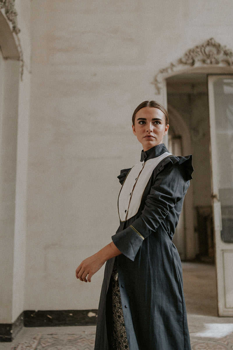 Bata-larga-de-mujer-azul-2