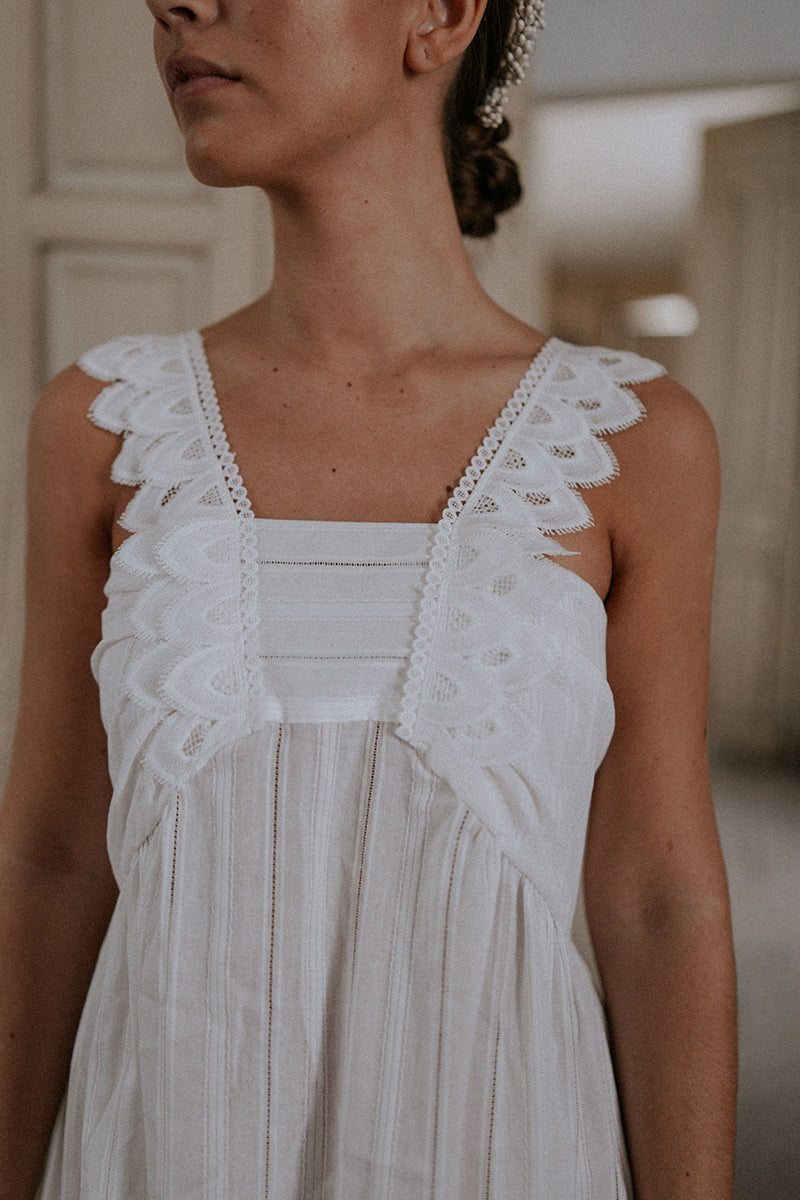 Camisón-blanco-con-puntilla-mujer--4