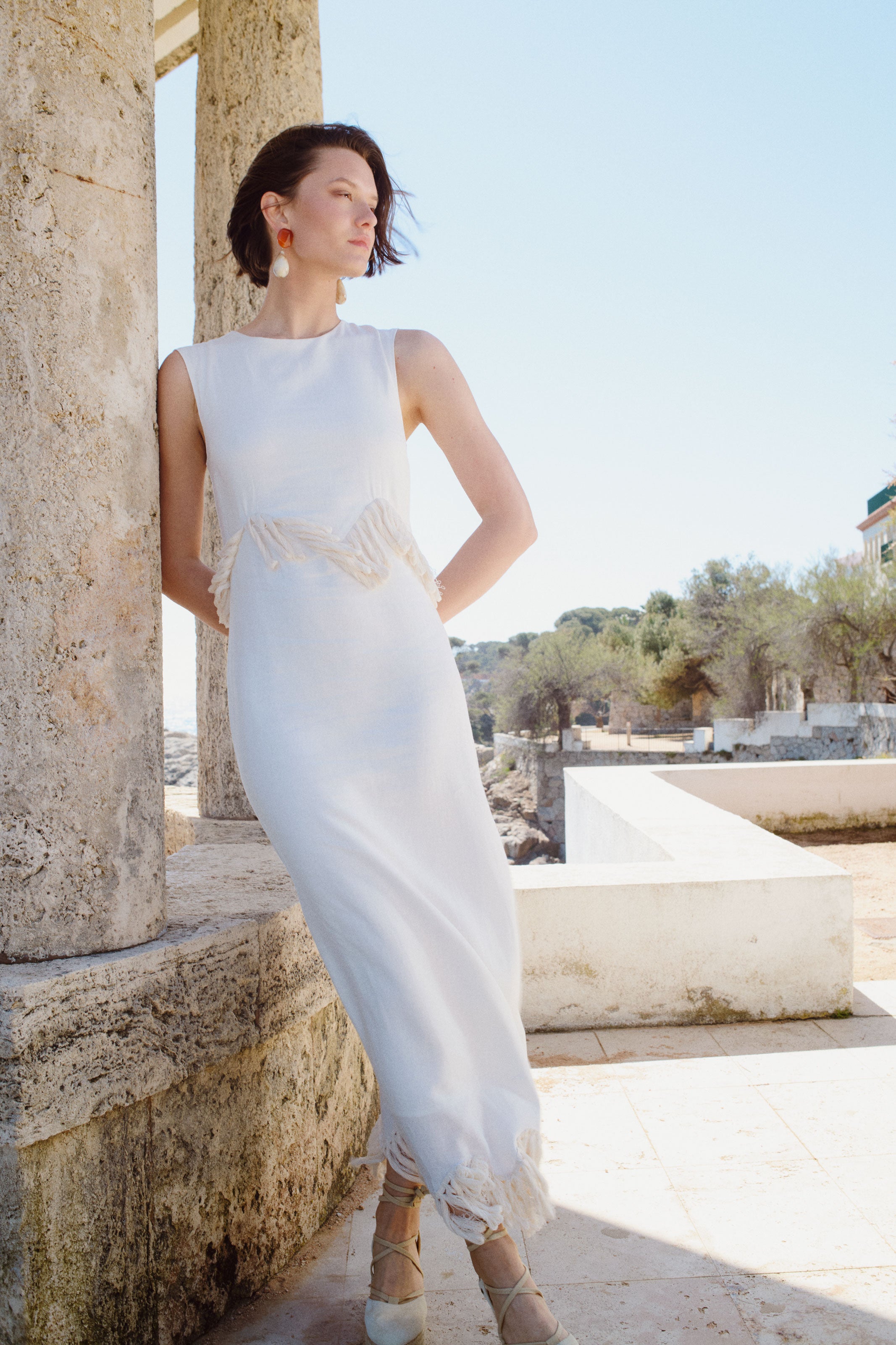 Vestido de Fiesta Midi de lino blanco y Flecos